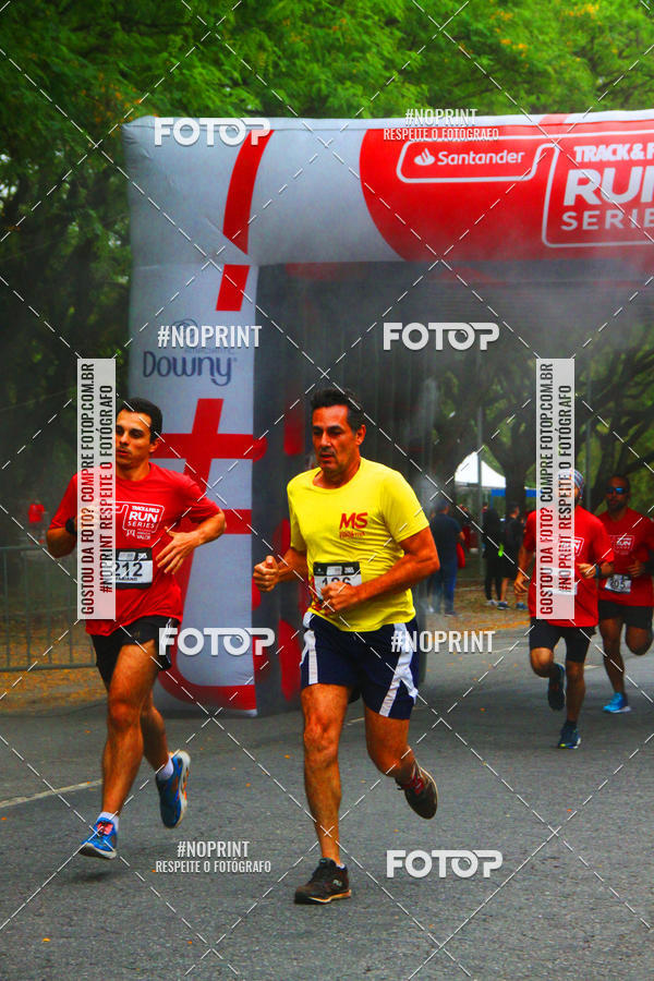 Buy your photos of the eventSantander Track&Field Run Series - Amigo de Valor on Fotop