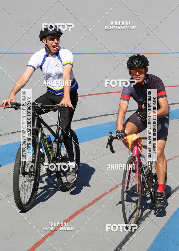 Buy your photos of the eventPEDALE POR UMA CAUSA 2019 - CURITIBA on Fotop