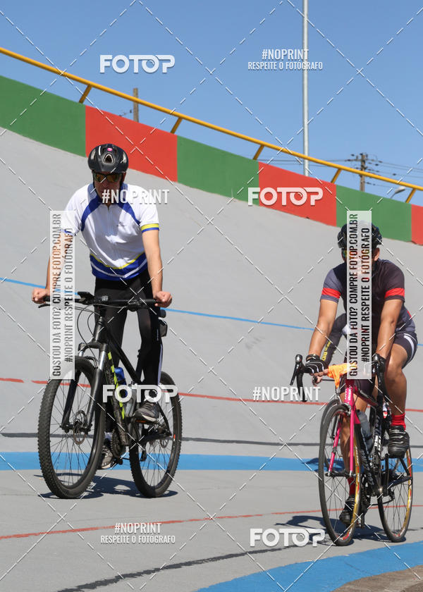 Buy your photos of the eventPEDALE POR UMA CAUSA 2019 - CURITIBA on Fotop