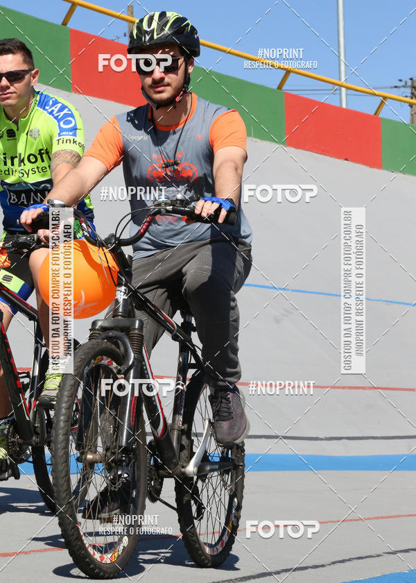 Buy your photos of the eventPEDALE POR UMA CAUSA 2019 - CURITIBA on Fotop