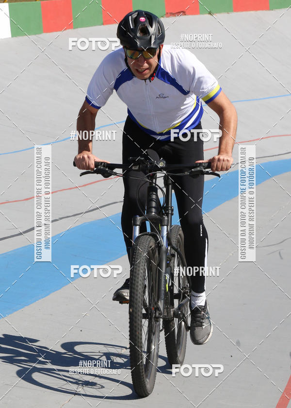 Buy your photos of the eventPEDALE POR UMA CAUSA 2019 - CURITIBA on Fotop