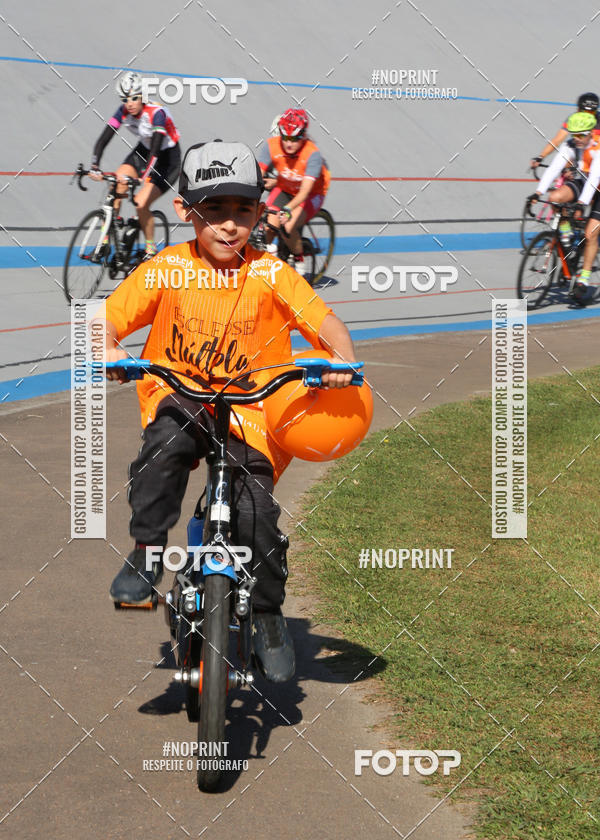 Buy your photos of the eventPEDALE POR UMA CAUSA 2019 - CURITIBA on Fotop
