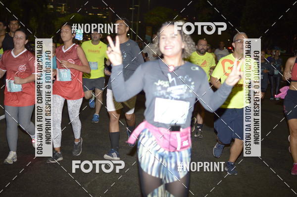 Buy your photos of the eventNight Run 2019 - Pop - Rio de Janeiro on Fotop