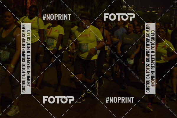 Buy your photos of the eventNight Run 2019 - Pop - Rio de Janeiro on Fotop