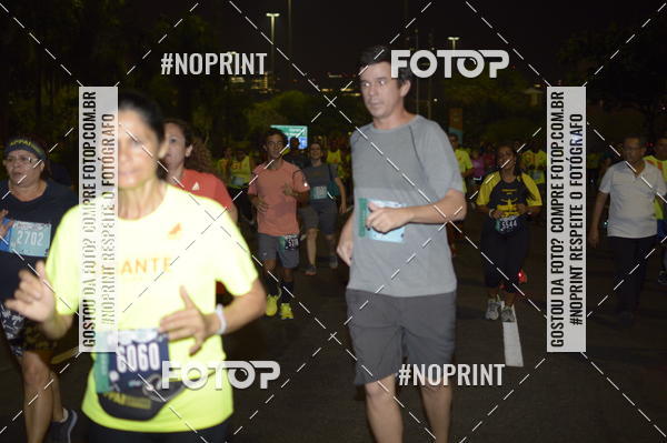 Buy your photos of the eventNight Run 2019 - Pop - Rio de Janeiro on Fotop