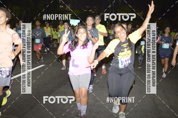 Buy your photos of the eventNight Run 2019 - Pop - Rio de Janeiro on Fotop