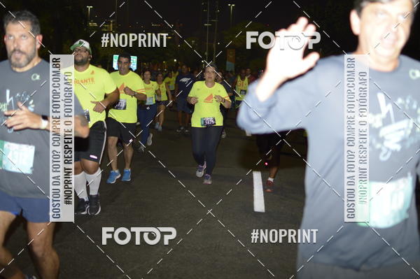 Buy your photos of the eventNight Run 2019 - Pop - Rio de Janeiro on Fotop