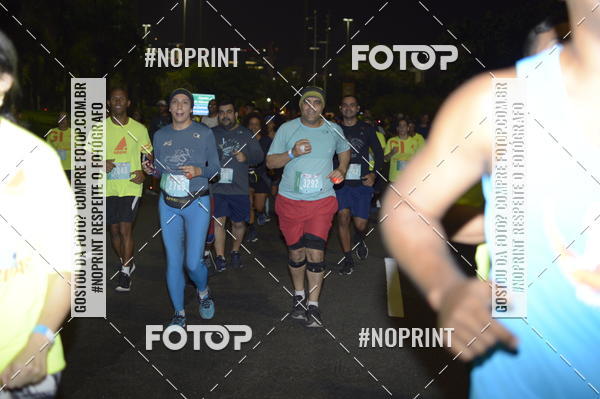 Buy your photos of the eventNight Run 2019 - Pop - Rio de Janeiro on Fotop