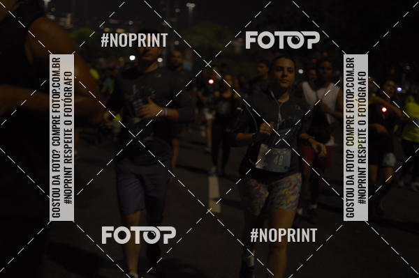 Buy your photos of the eventNight Run 2019 - Pop - Rio de Janeiro on Fotop