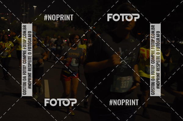 Buy your photos of the eventNight Run 2019 - Pop - Rio de Janeiro on Fotop