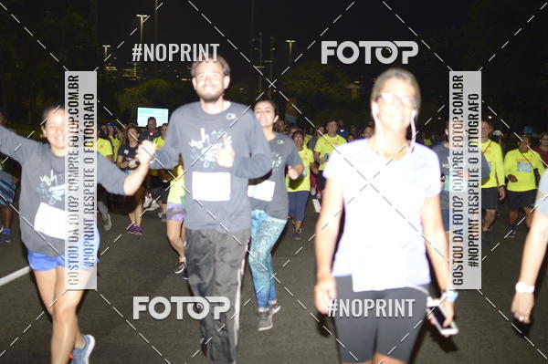 Buy your photos of the eventNight Run 2019 - Pop - Rio de Janeiro on Fotop