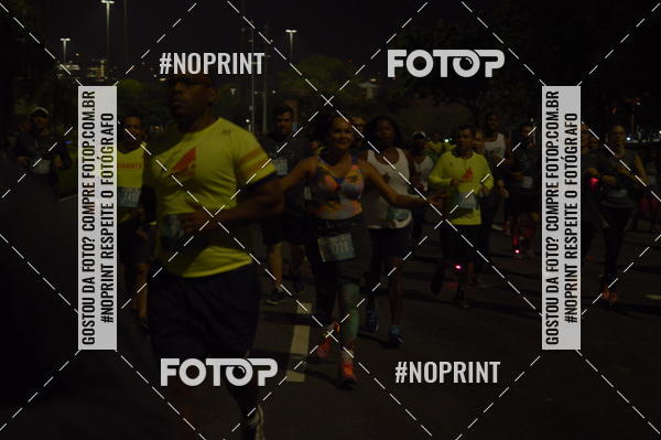Buy your photos of the eventNight Run 2019 - Pop - Rio de Janeiro on Fotop