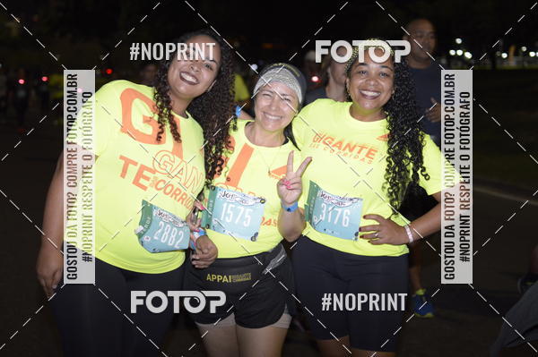 Buy your photos of the eventNight Run 2019 - Pop - Rio de Janeiro on Fotop