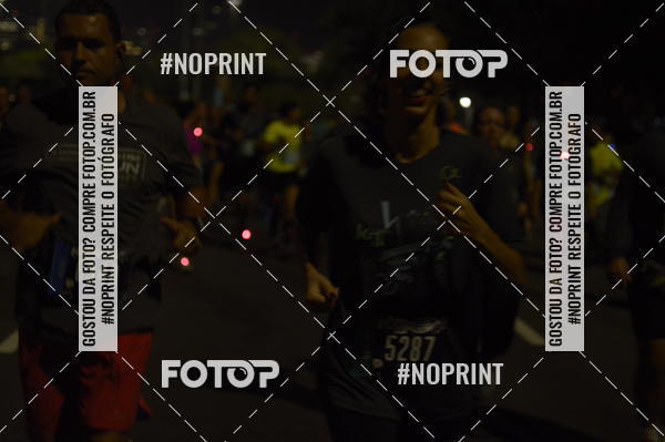 Buy your photos of the eventNight Run 2019 - Pop - Rio de Janeiro on Fotop