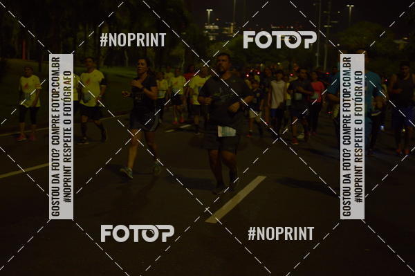 Buy your photos of the eventNight Run 2019 - Pop - Rio de Janeiro on Fotop