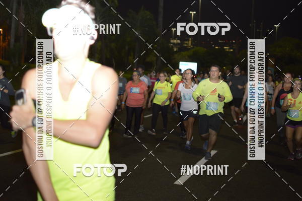 Buy your photos of the eventNight Run 2019 - Pop - Rio de Janeiro on Fotop