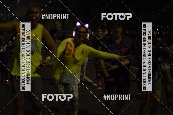 Buy your photos of the eventNight Run 2019 - Pop - Rio de Janeiro on Fotop