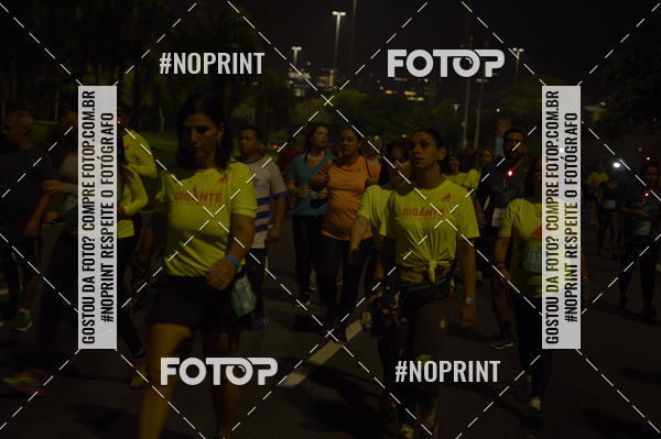 Buy your photos of the eventNight Run 2019 - Pop - Rio de Janeiro on Fotop