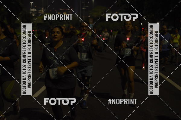 Buy your photos of the eventNight Run 2019 - Pop - Rio de Janeiro on Fotop