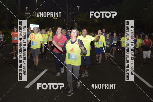 Buy your photos of the eventNight Run 2019 - Pop - Rio de Janeiro on Fotop