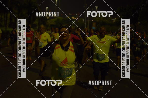 Buy your photos of the eventNight Run 2019 - Pop - Rio de Janeiro on Fotop