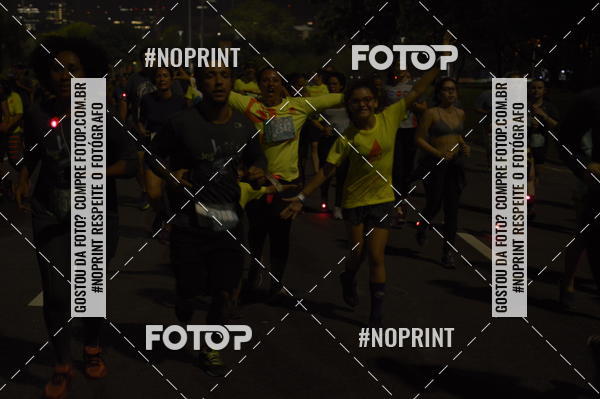 Buy your photos of the eventNight Run 2019 - Pop - Rio de Janeiro on Fotop