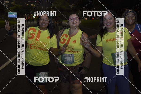 Buy your photos of the eventNight Run 2019 - Pop - Rio de Janeiro on Fotop