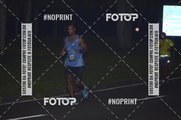 Buy your photos of the eventNight Run 2019 - Pop - Rio de Janeiro on Fotop