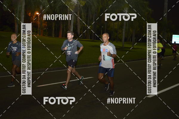 Buy your photos of the eventNight Run 2019 - Pop - Rio de Janeiro on Fotop