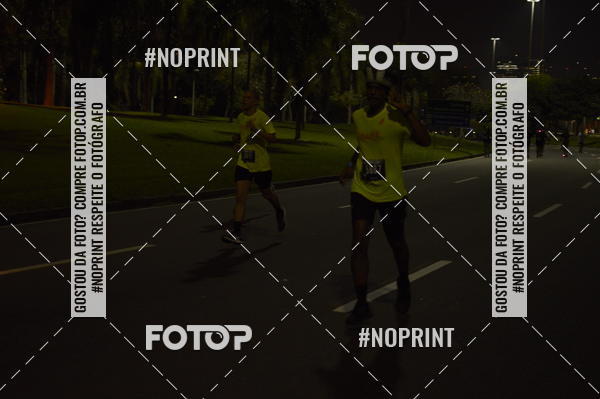 Buy your photos of the eventNight Run 2019 - Pop - Rio de Janeiro on Fotop