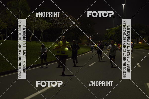 Buy your photos of the eventNight Run 2019 - Pop - Rio de Janeiro on Fotop