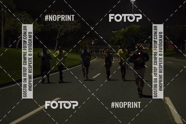 Buy your photos of the eventNight Run 2019 - Pop - Rio de Janeiro on Fotop