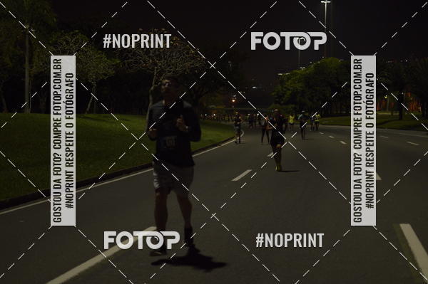 Buy your photos of the eventNight Run 2019 - Pop - Rio de Janeiro on Fotop