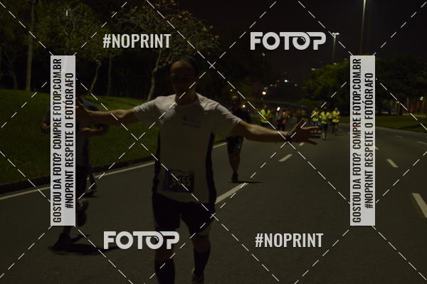 Buy your photos of the eventNight Run 2019 - Pop - Rio de Janeiro on Fotop