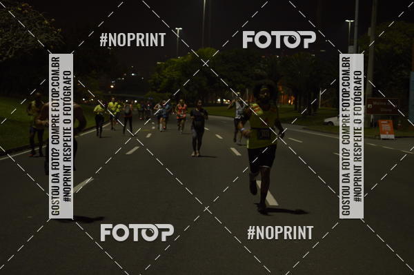 Buy your photos of the eventNight Run 2019 - Pop - Rio de Janeiro on Fotop