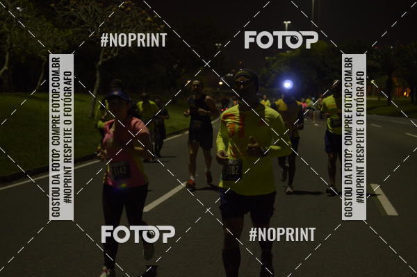 Buy your photos of the eventNight Run 2019 - Pop - Rio de Janeiro on Fotop