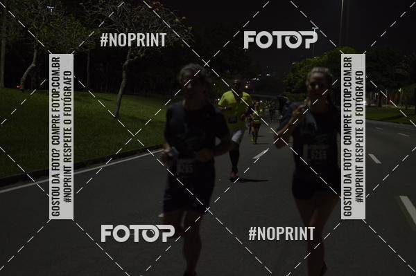 Buy your photos of the eventNight Run 2019 - Pop - Rio de Janeiro on Fotop