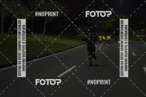 Buy your photos of the eventNight Run 2019 - Pop - Rio de Janeiro on Fotop