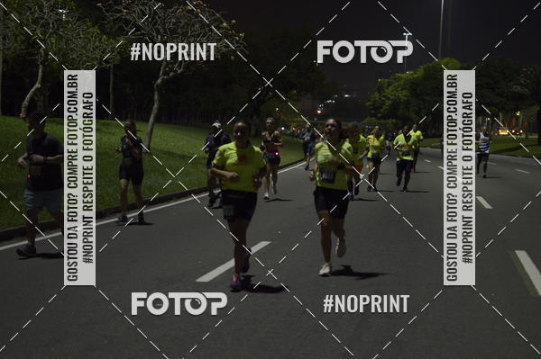 Buy your photos of the eventNight Run 2019 - Pop - Rio de Janeiro on Fotop