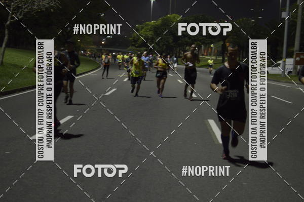 Buy your photos of the eventNight Run 2019 - Pop - Rio de Janeiro on Fotop