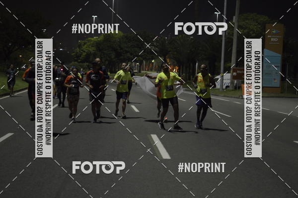 Buy your photos of the eventNight Run 2019 - Pop - Rio de Janeiro on Fotop
