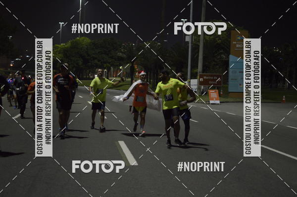 Buy your photos of the eventNight Run 2019 - Pop - Rio de Janeiro on Fotop