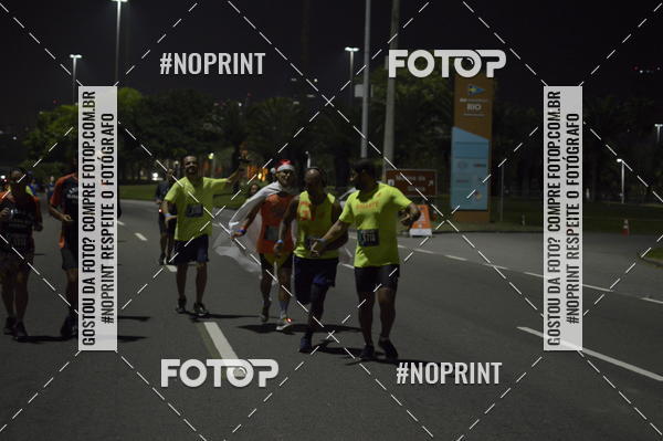 Buy your photos of the eventNight Run 2019 - Pop - Rio de Janeiro on Fotop