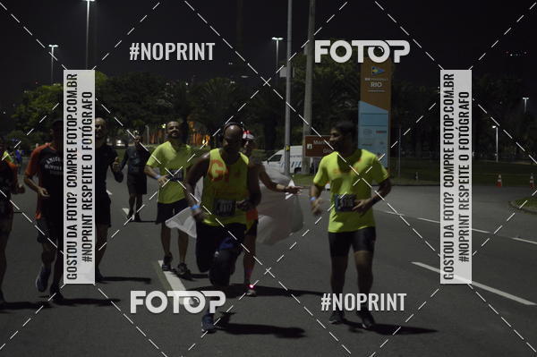 Buy your photos of the eventNight Run 2019 - Pop - Rio de Janeiro on Fotop