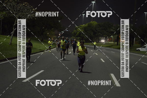 Buy your photos of the eventNight Run 2019 - Pop - Rio de Janeiro on Fotop