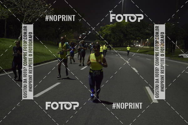 Buy your photos of the eventNight Run 2019 - Pop - Rio de Janeiro on Fotop