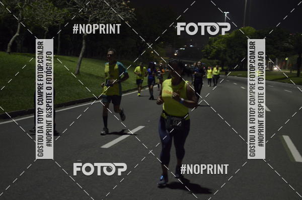 Buy your photos of the eventNight Run 2019 - Pop - Rio de Janeiro on Fotop