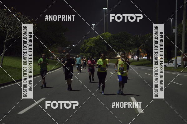 Buy your photos of the eventNight Run 2019 - Pop - Rio de Janeiro on Fotop