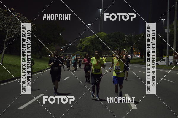 Buy your photos of the eventNight Run 2019 - Pop - Rio de Janeiro on Fotop