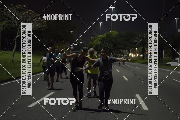 Buy your photos of the eventNight Run 2019 - Pop - Rio de Janeiro on Fotop